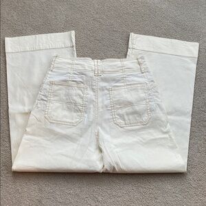 Anthropologie Cream/off white high waist Flare/Wide Leg pant/jeans in size 29